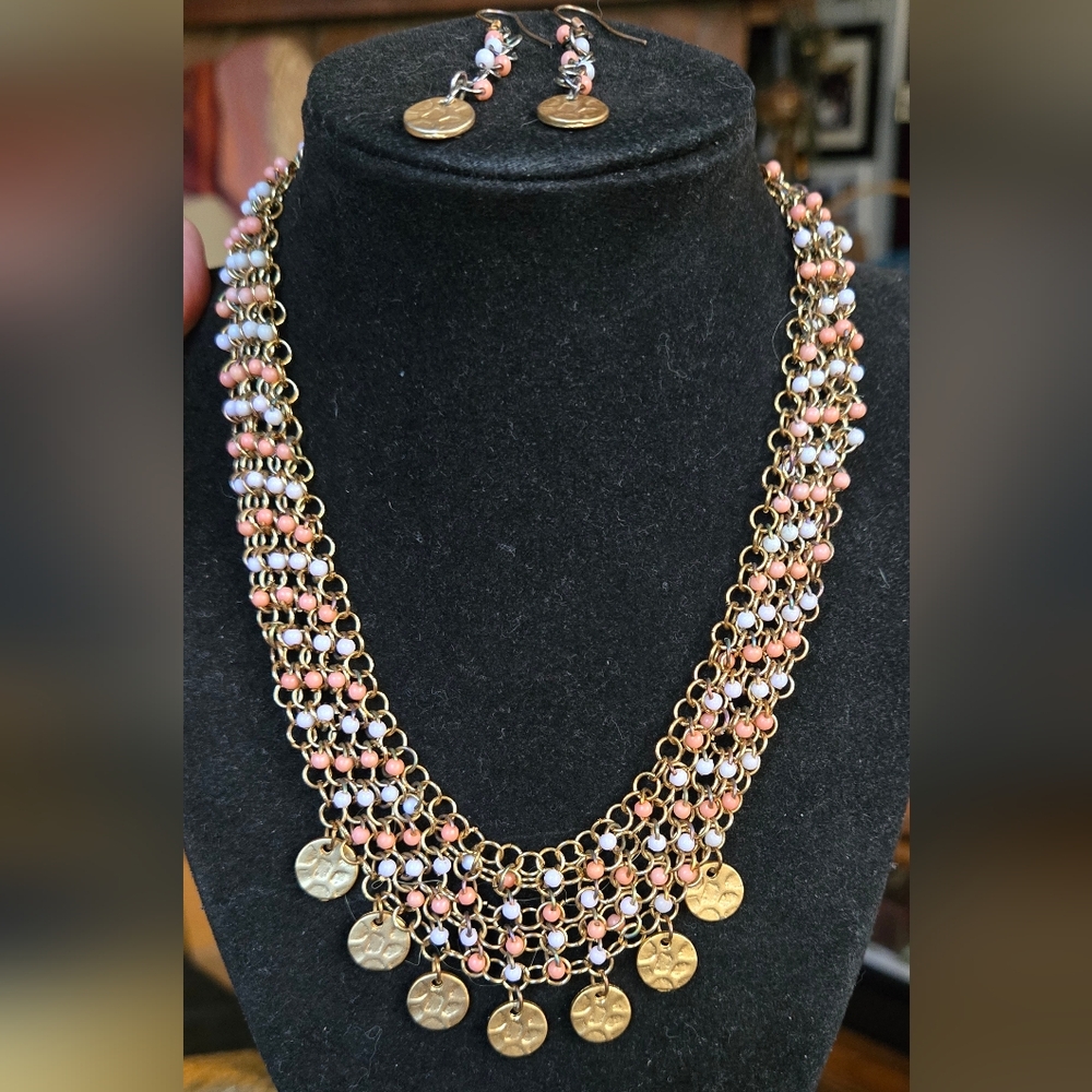 Handmade beaded peach & white statement necklace earrings set - Picture 8 of 8